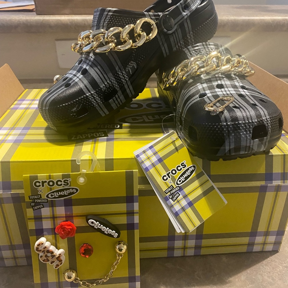 Crocs x Clueless “The Dion”